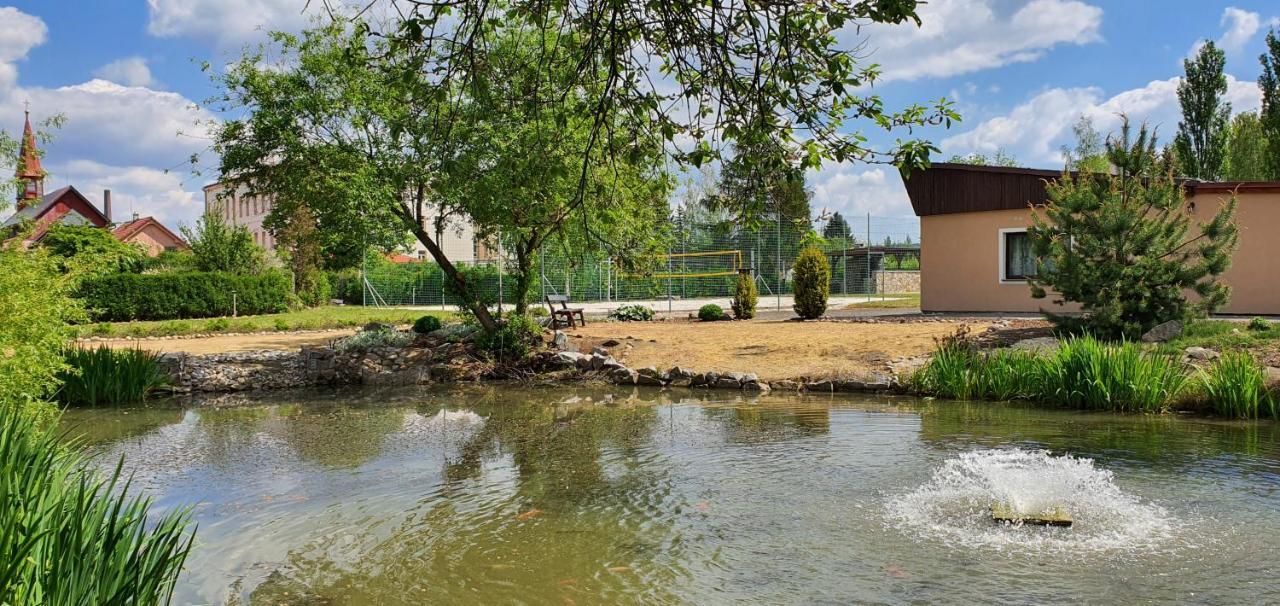 Penzion A Hospudka U Anny Nove Sedlo Экстерьер фото